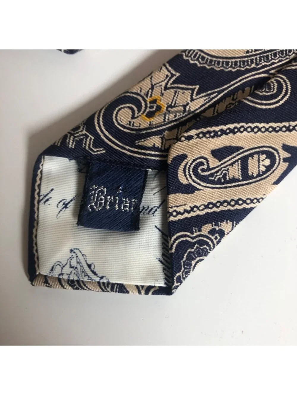 Briar The Penthouse At Justers Silk Tie Navy Gold Paisley Mens Necktie Vintage
